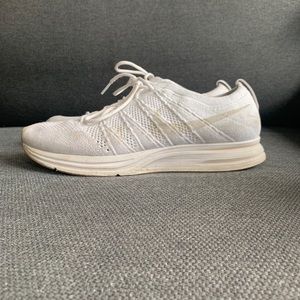 Nike Flyknit Trainer size 10 Men